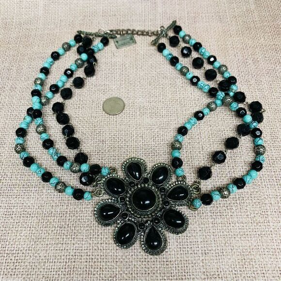 Sissie & Me Turquoise Black Bead Southwest Flower Necklace - Picture 1 of 2